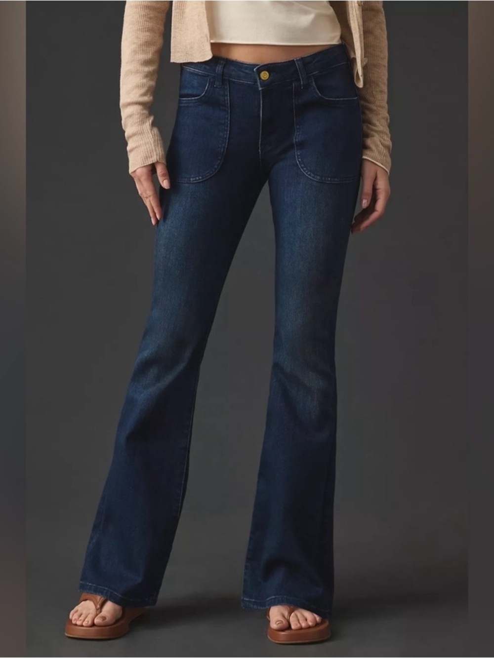 NEW Pilcro The Icon Low Rise Flare
Jeans in Dark Blue~ Size 28